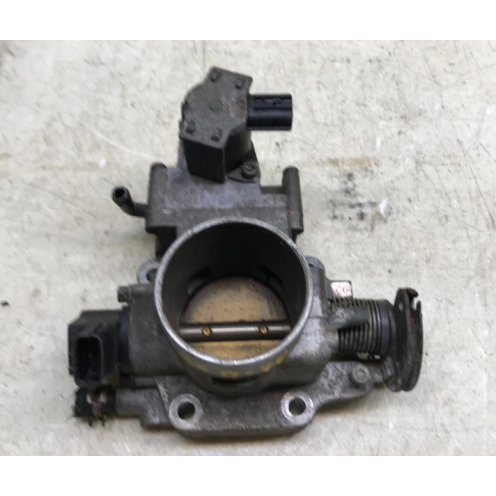 93-97 Mazda Mx6  2.0 Liter Throttle body housing assembly used
